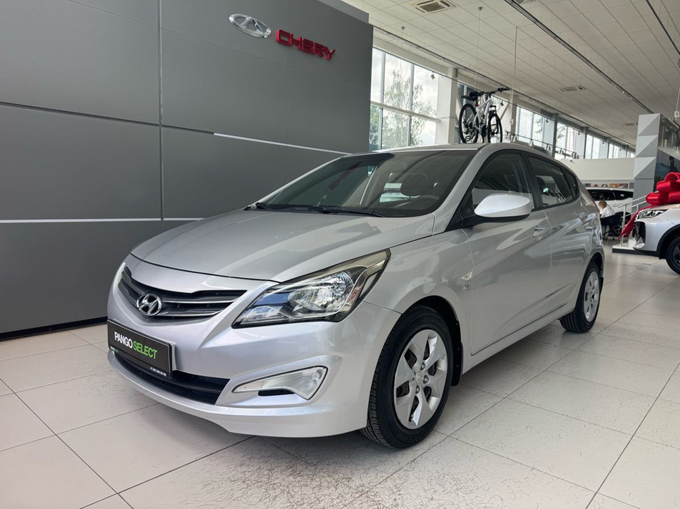 Автомобиль с пробегом Hyundai Solaris в городе Екатеринбург ДЦ - PANGO Центр Автобан