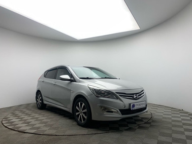 Автомобиль с пробегом Hyundai Solaris в городе Мурманск ДЦ - Аксель Автомобили с пробегом