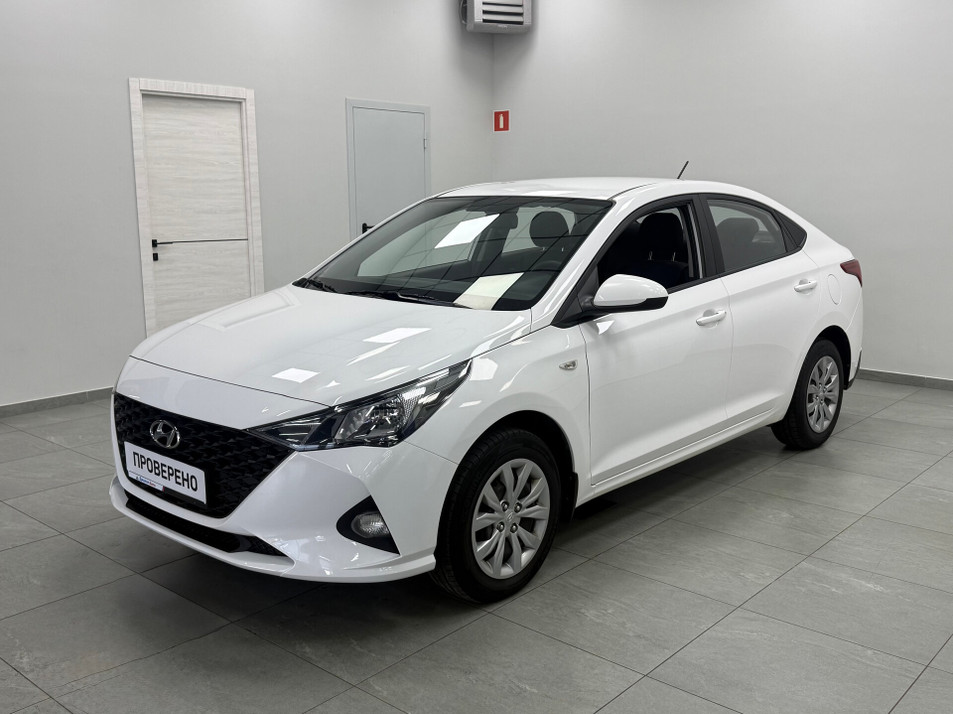 Автомобиль с пробегом Hyundai Solaris в городе Казань ДЦ - Диалог Авто Камалеева