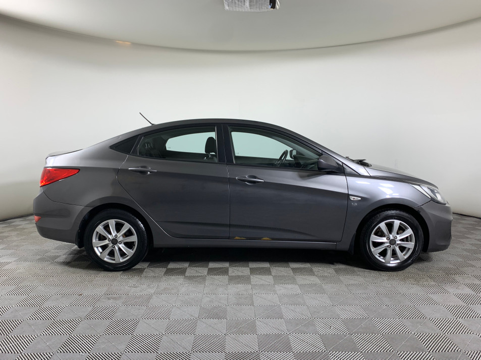 Автомобиль с пробегом Hyundai Solaris в городе Одинцово ДЦ - ТЦ Кунцево
