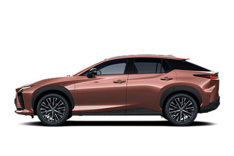 Новый автомобиль Lexus RZ
