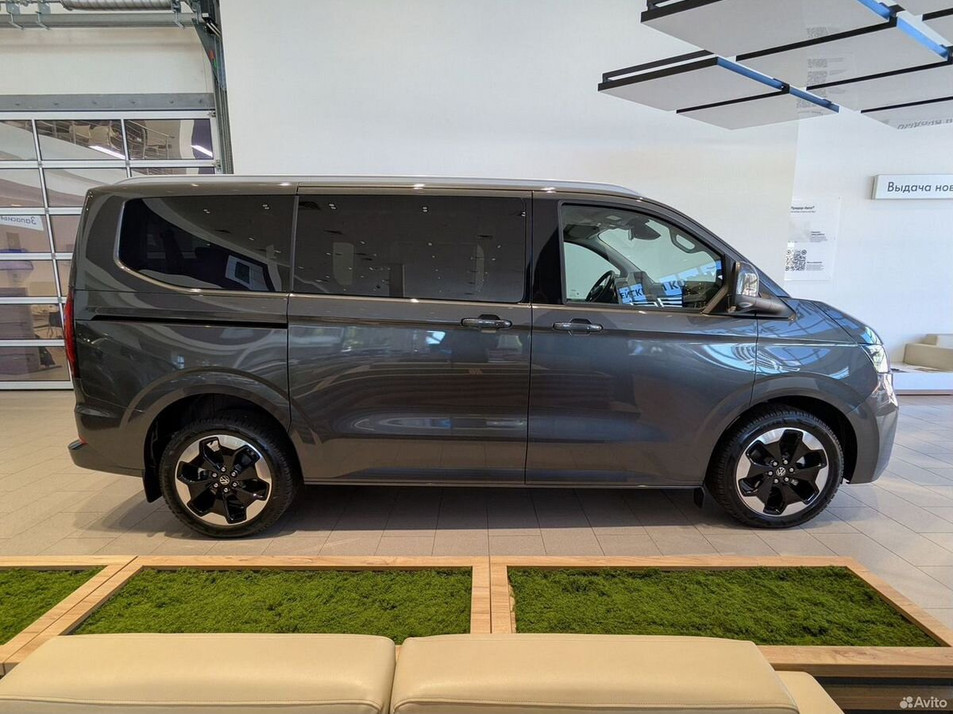Автомобиль с пробегом Volkswagen Caravelle в городе Нижний Новгород ДЦ - Луидор-Авто