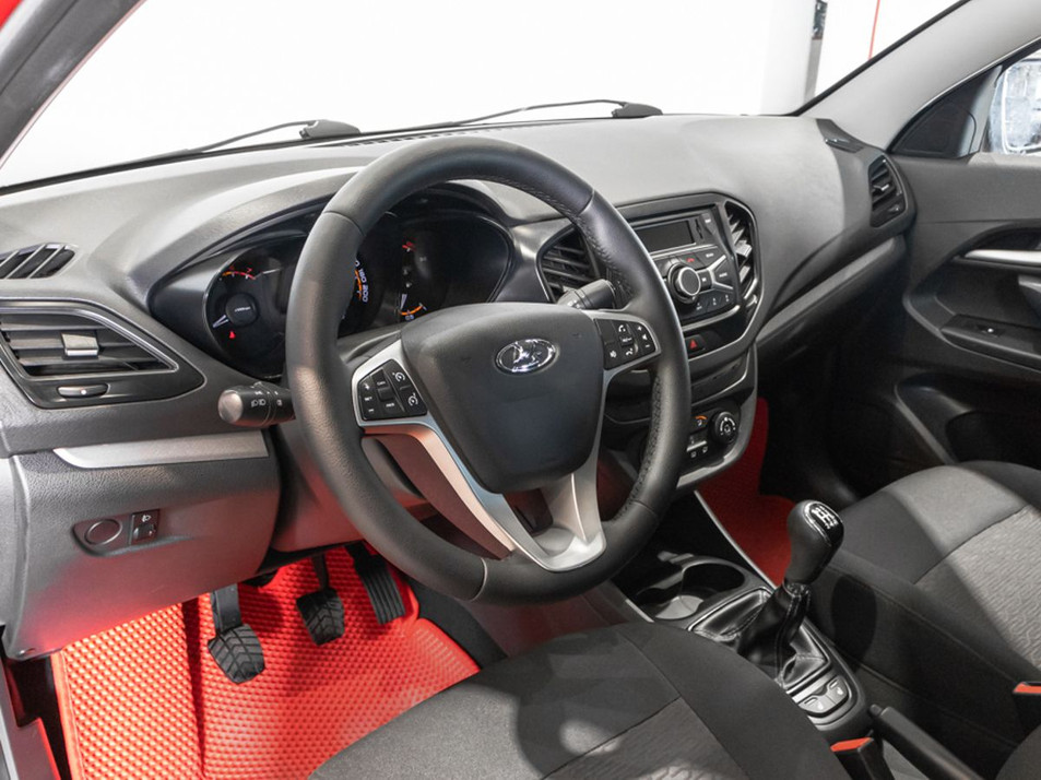 Автомобиль с пробегом LADA Vesta в городе Казань ДЦ - КАЭ Сибирский тракт