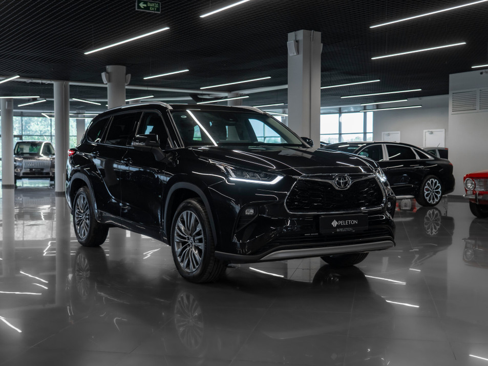 Автомобиль с пробегом Toyota Highlander в городе Москва ДЦ - PANGO Центр PELETON