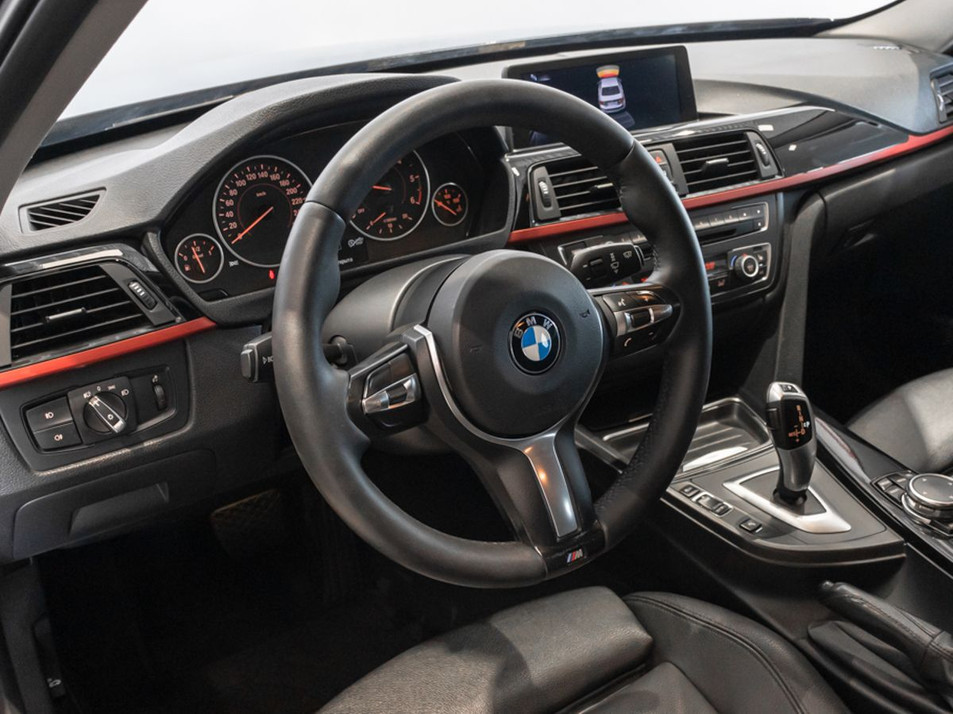 Автомобиль с пробегом BMW 3 серии в городе Казань ДЦ - КАЭ Сибирский тракт