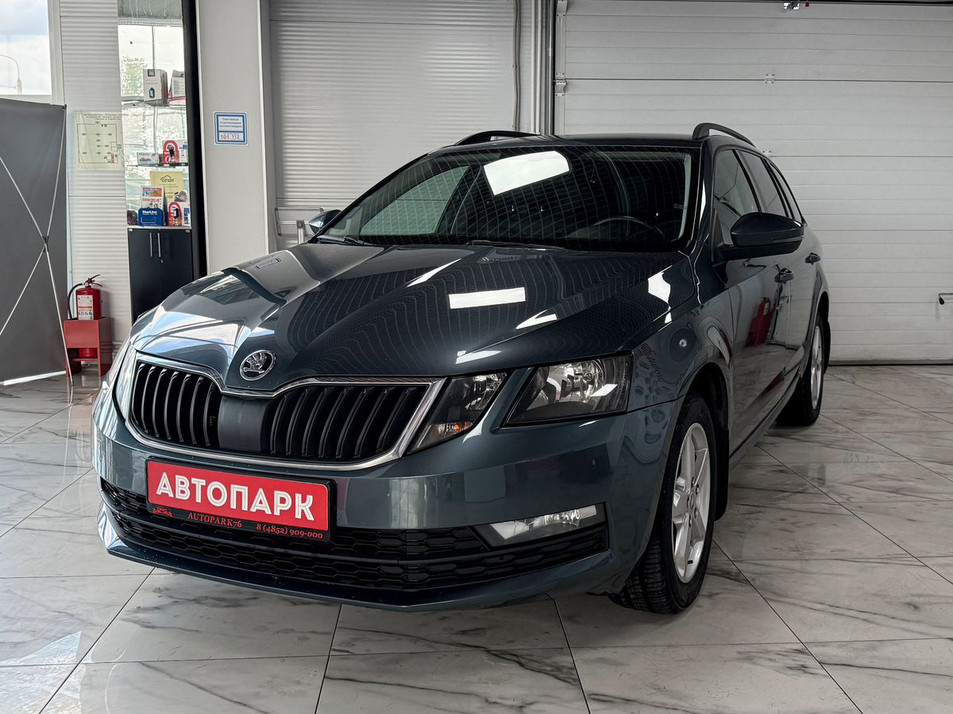Автомобиль с пробегом SKODA Octavia в городе Ярославль ДЦ - PANGO Центр Автопарк