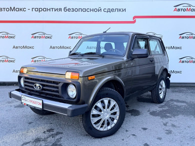 Автомобиль с пробегом LADA Niva Legend в городе Тюмень ДЦ - Автосалон «АвтоМакс»