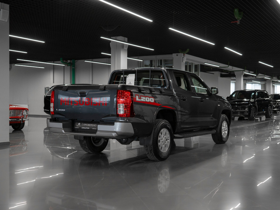 Автомобиль с пробегом Mitsubishi L200 в городе Москва ДЦ - ОПНА пробег