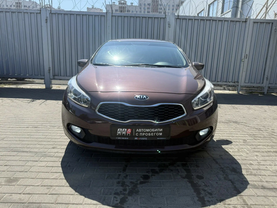 Автомобиль с пробегом Kia Ceed в городе Ростов-на-Дону ДЦ - PANGO Центр Запад