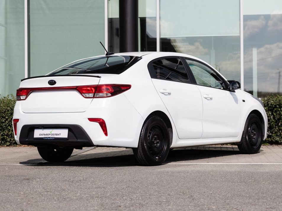 Автомобиль с пробегом Kia Rio в городе Челябинск ДЦ - СИЛЬВЕР.SELECT Челябинск