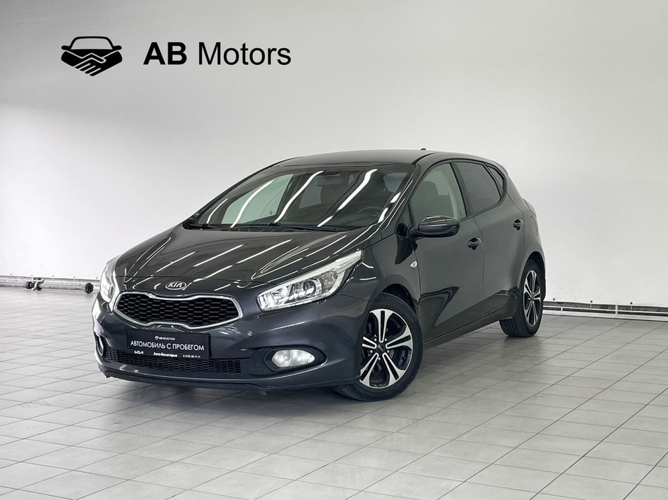 Автомобиль с пробегом Kia Ceed в городе Старый Оскол ДЦ - PANGO Центр АвтоБелогорье
