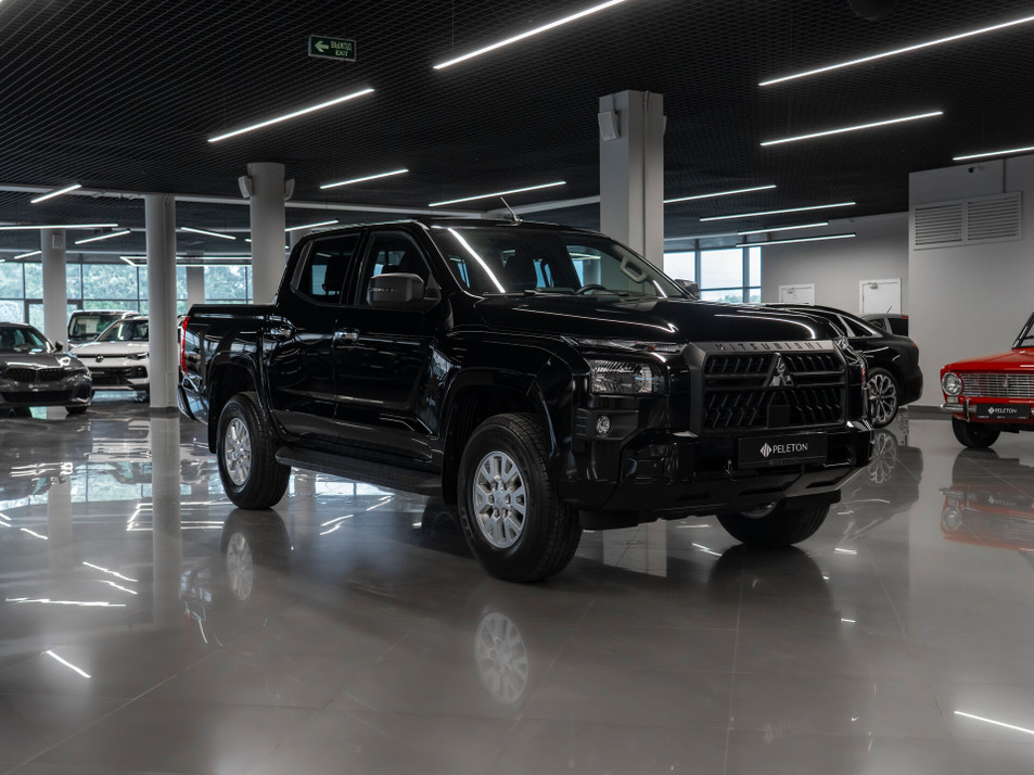 Автомобиль с пробегом Mitsubishi L200 в городе Москва ДЦ - ОПНА пробег