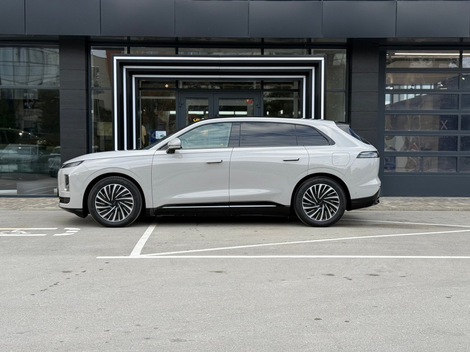 Новый автомобиль EXEED Exlantix ET Top в городе Симферополь ДЦ - ESTEO Черномор STOCK NEW