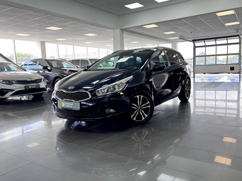 Автомобиль с пробегом Kia Ceed в городе Тверь ДЦ - Зелёный trade-in Кривцово