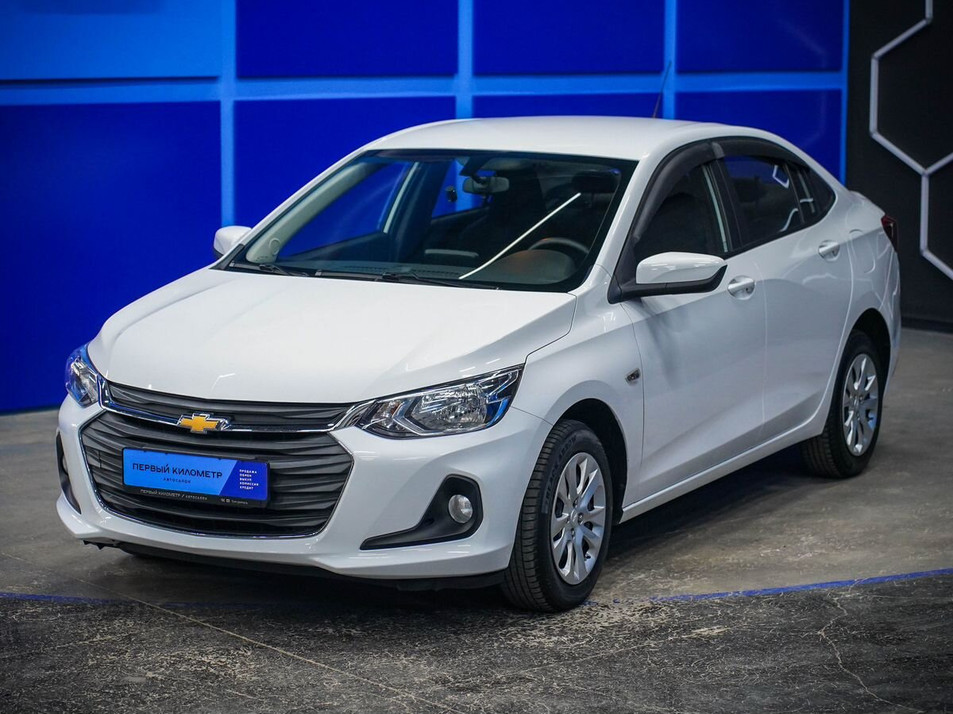 Автомобиль с пробегом Chevrolet Onix в городе Самара ДЦ - Первый километр Самара