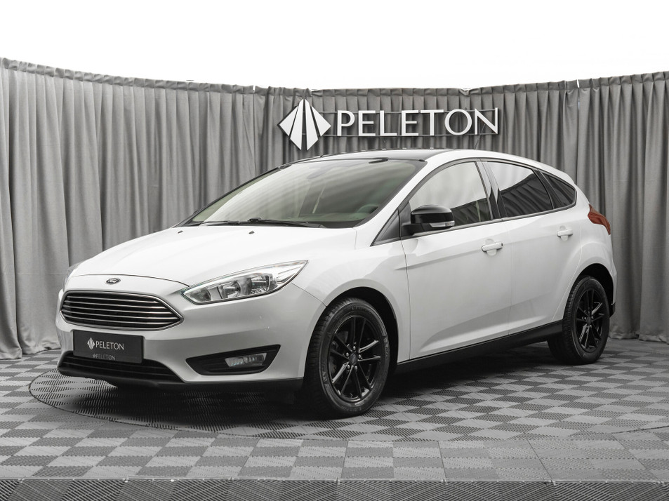 Автомобиль с пробегом FORD Focus в городе Москва ДЦ - PANGO Центр PELETON