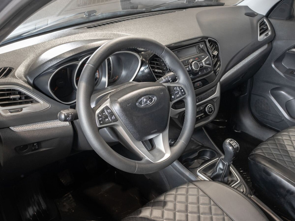 Автомобиль с пробегом LADA Vesta в городе Казань ДЦ - КАЭ Сибирский тракт