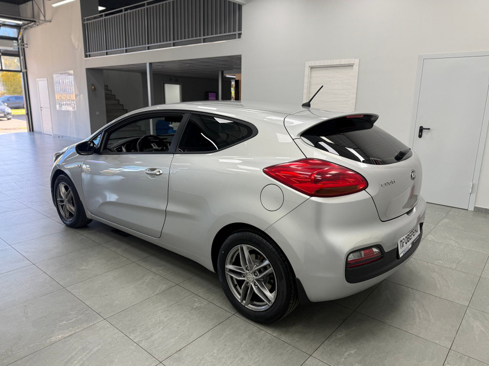 Автомобиль с пробегом Kia Ceed в городе Казань ДЦ - Диалог Авто Камалеева