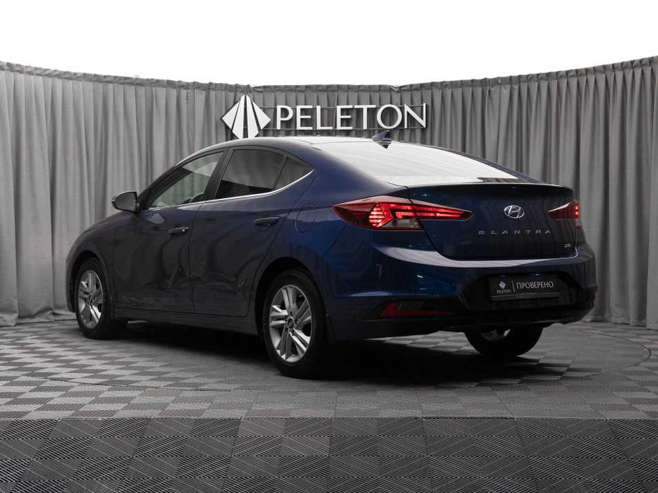 Автомобиль с пробегом Hyundai Elantra в городе Москва ДЦ - PANGO&nbsp;Центр PELETON