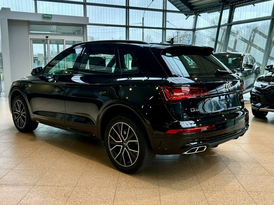 Автомобиль с пробегом Audi Q5 в городе Санкт-Петербург ДЦ - Exeed Автодом Стачек NEW