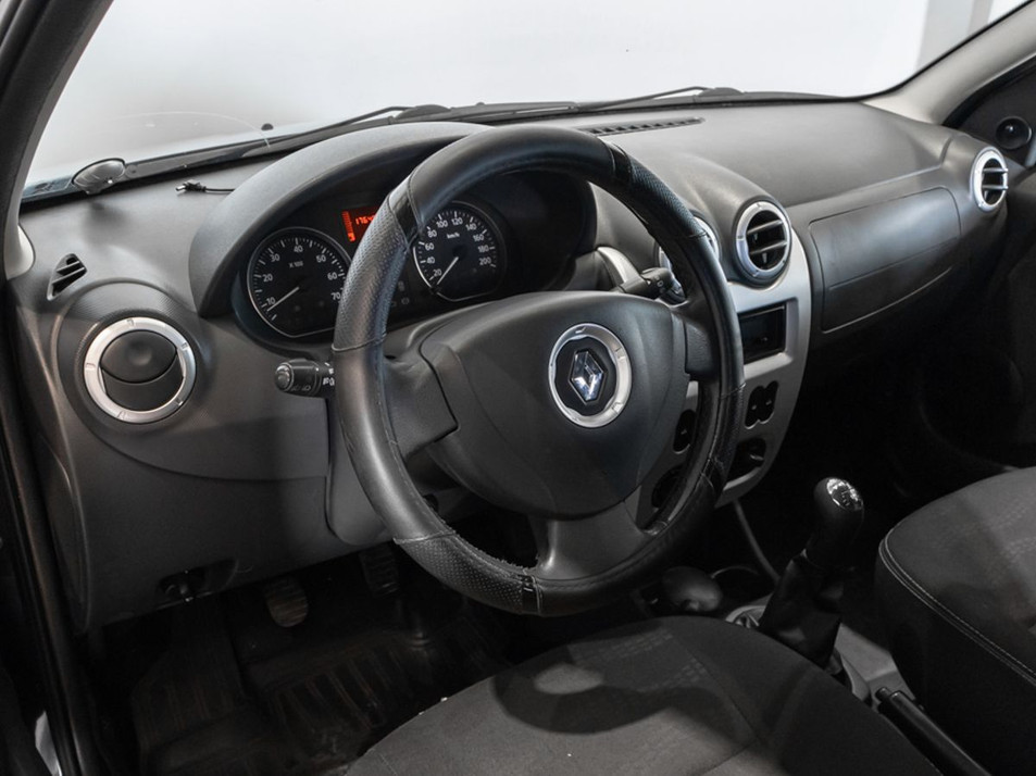Автомобиль с пробегом Renault Sandero в городе Казань ДЦ - КАЭ Сибирский тракт