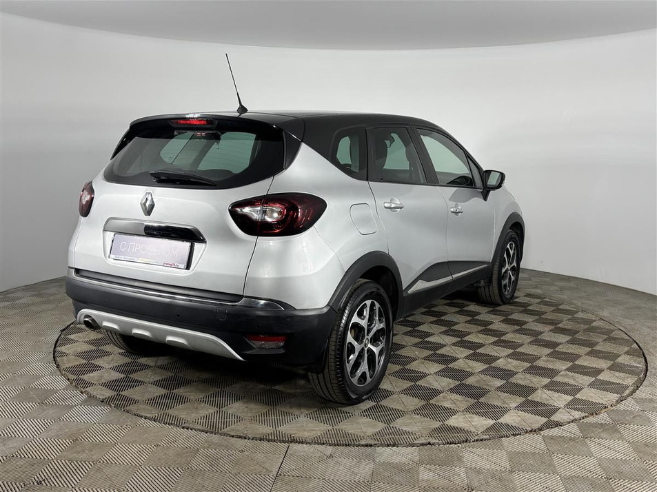 Автомобиль с пробегом Renault Kaptur в городе Ярославль ДЦ - Toyota центр Ярославль