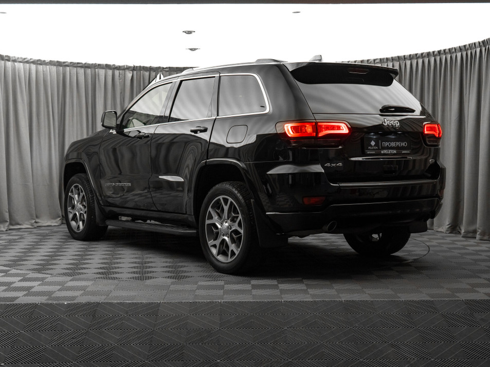Автомобиль с пробегом Jeep Grand Cherokee в городе Москва ДЦ - PANGO Центр PELETON