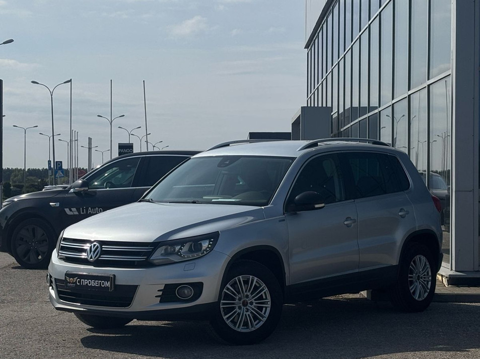 Автомобиль с пробегом Volkswagen Tiguan в городе Самара ДЦ - PANGO Центр АсАвто Самара