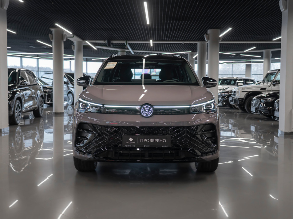 Автомобиль с пробегом Volkswagen Tiguan в городе Москва ДЦ - PELETON Юг