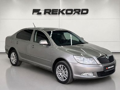 Автомобиль с пробегом SKODA Octavia в городе Уфа ДЦ - Rekord Жукова 30а