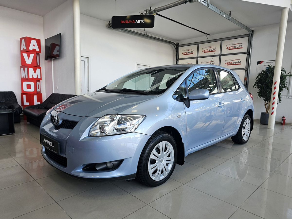 Автомобиль с пробегом Toyota Auris в городе Минеральные Воды ДЦ - Автомолл МинВоды