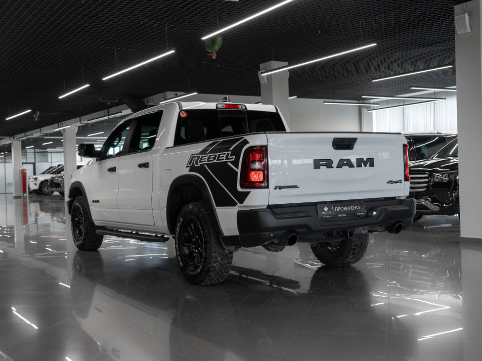 Автомобиль с пробегом RAM 1500 в городе Москва ДЦ - PANGO&nbsp;Центр PELETON