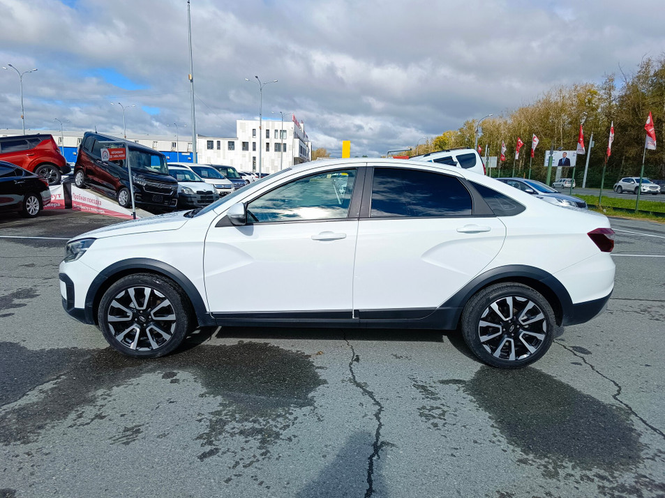 Автомобиль с пробегом LADA Vesta в городе Тюмень ДЦ - PANGO Центр Автоград