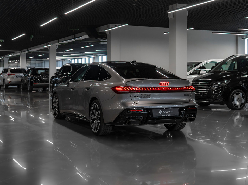Автомобиль с пробегом Audi A5 в городе Москва ДЦ - ОПНА пробег