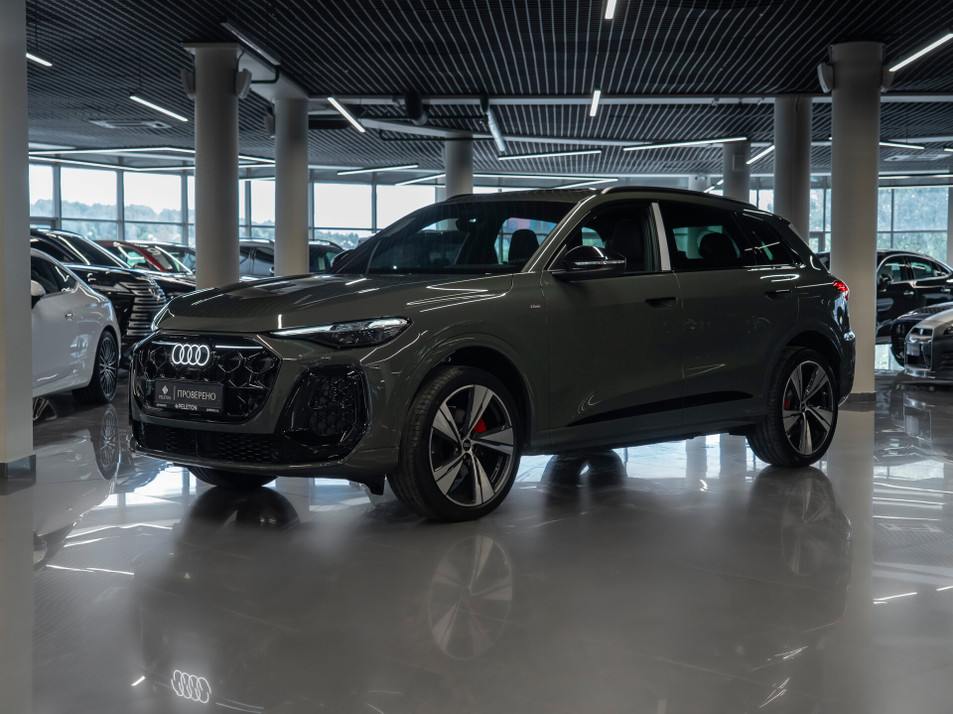 Автомобиль с пробегом Audi Q5 в городе Москва ДЦ - PANGO Центр PELETON
