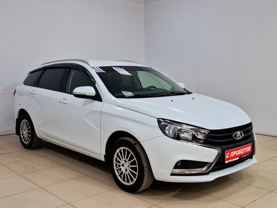 Автомобиль с пробегом LADA Vesta в городе Альметьевск ДЦ - Тюленина