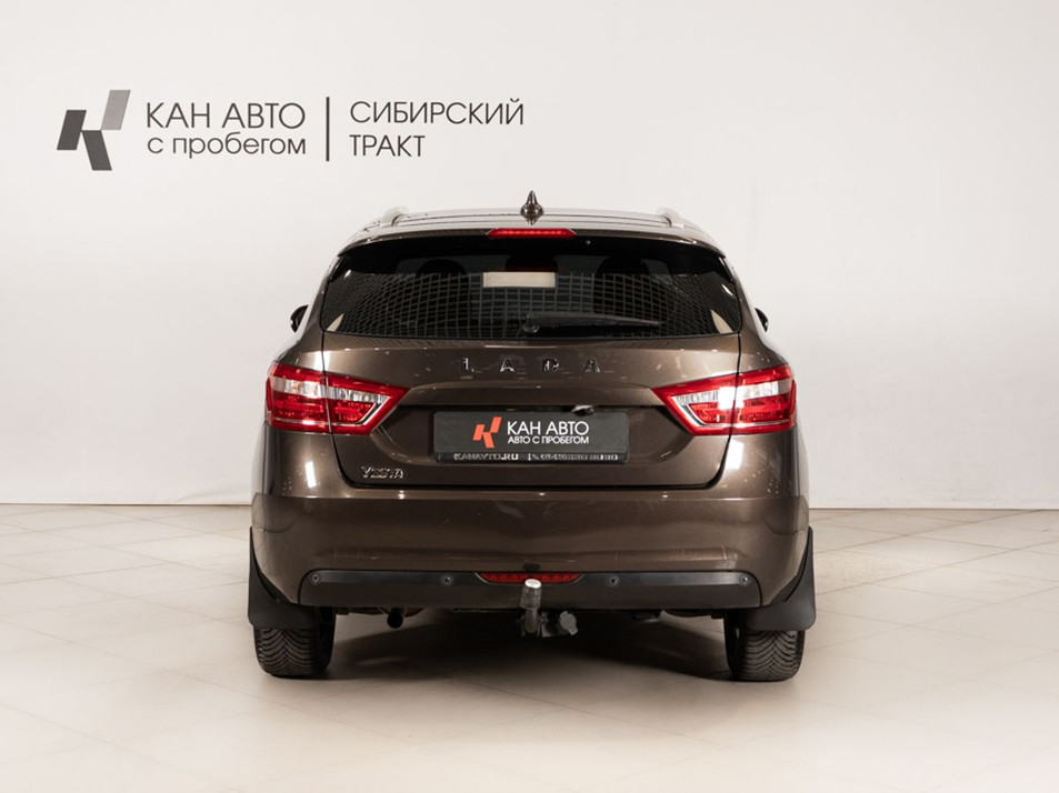 Автомобиль с пробегом LADA Vesta в городе Казань ДЦ - КАЭ Сибирский тракт