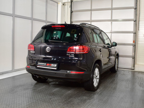 Автомобиль с пробегом Volkswagen Tiguan в городе Кемерово ДЦ - Автосалон М53.RU (Кемерово, Терешковой)