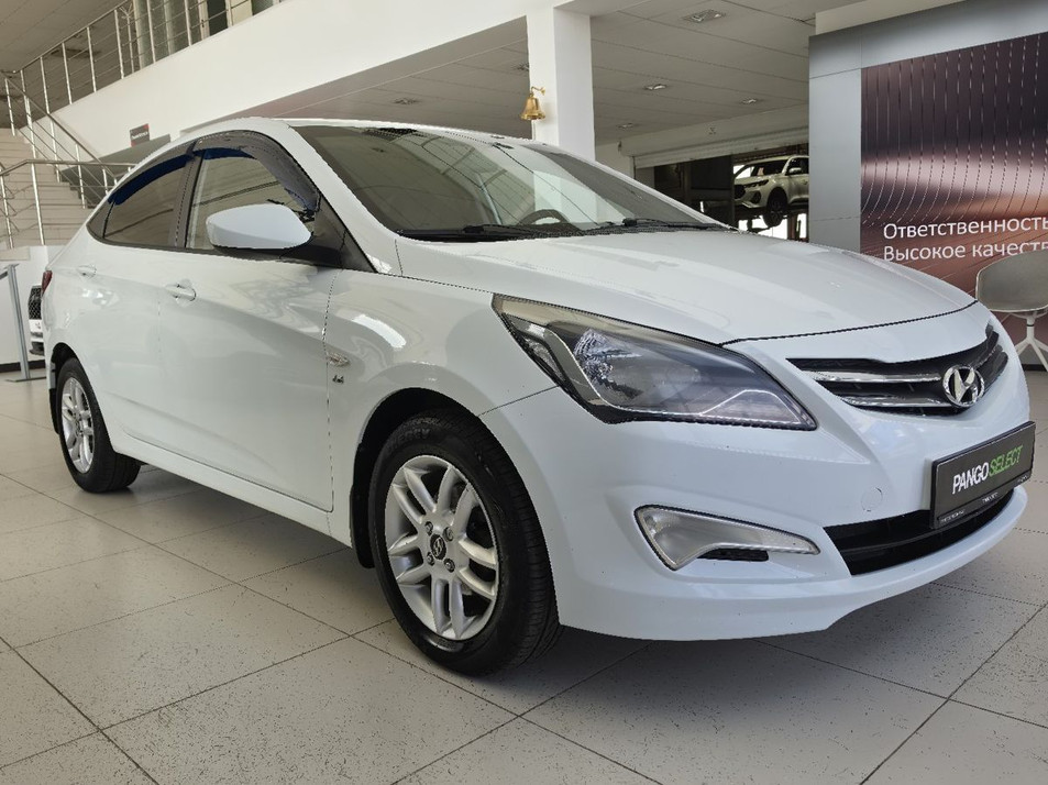 Автомобиль с пробегом Hyundai Solaris в городе Екатеринбург ДЦ - PANGO Центр Автобан