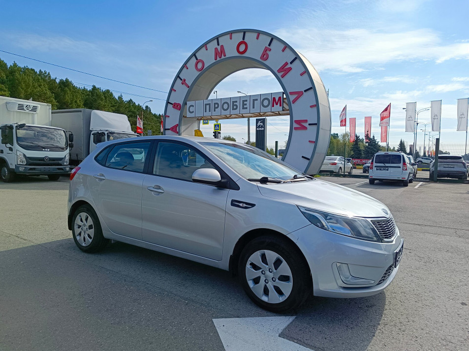 Автомобиль с пробегом Kia Rio в городе Тюмень ДЦ - PANGO Центр Автоград