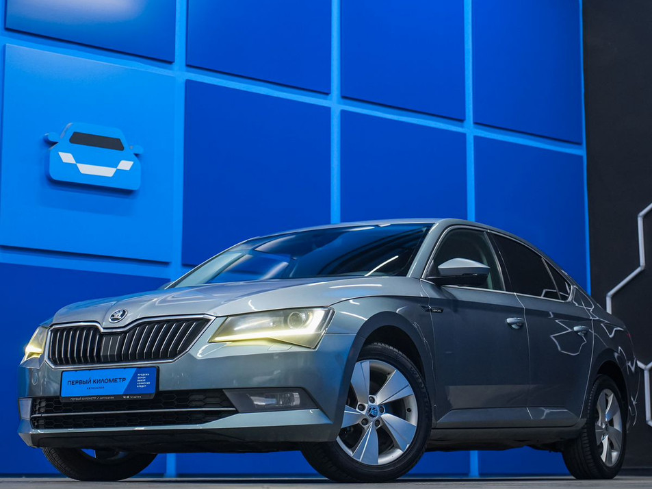 Автомобиль с пробегом SKODA Superb в городе Самара ДЦ - Первый километр Самара