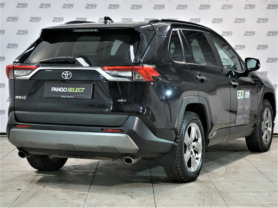 Автомобиль с пробегом Toyota RAV4 в городе Химки ДЦ - ЧЕРИ ЦЕНТР АВТОСПЕЦЦЕНТР ХИМКИ