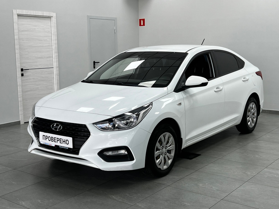 Автомобиль с пробегом Hyundai Solaris в городе Казань ДЦ - Диалог Авто Камалеева