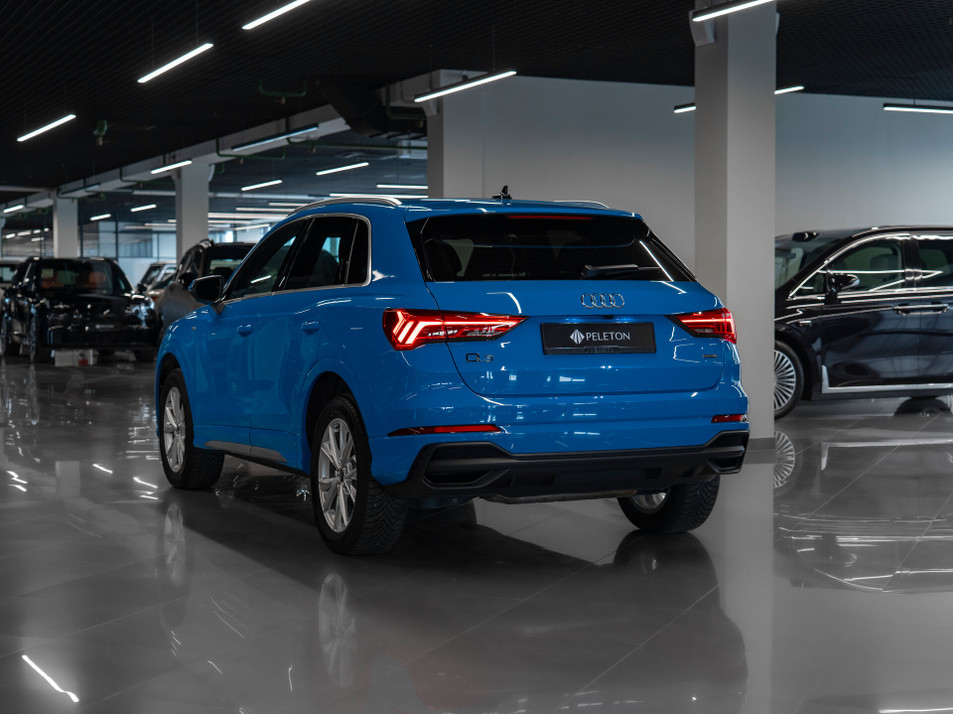 Автомобиль с пробегом Audi Q3 в городе Москва ДЦ - PANGO&nbsp;Центр PELETON
