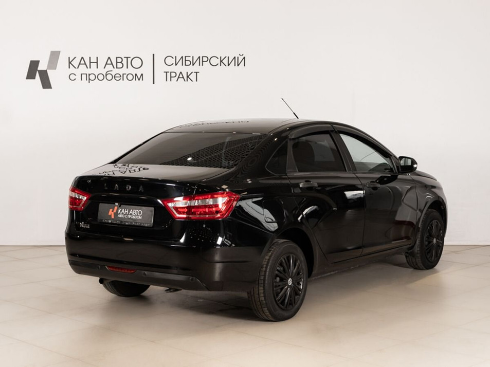 Автомобиль с пробегом LADA Vesta в городе Казань ДЦ - КАЭ Сибирский тракт
