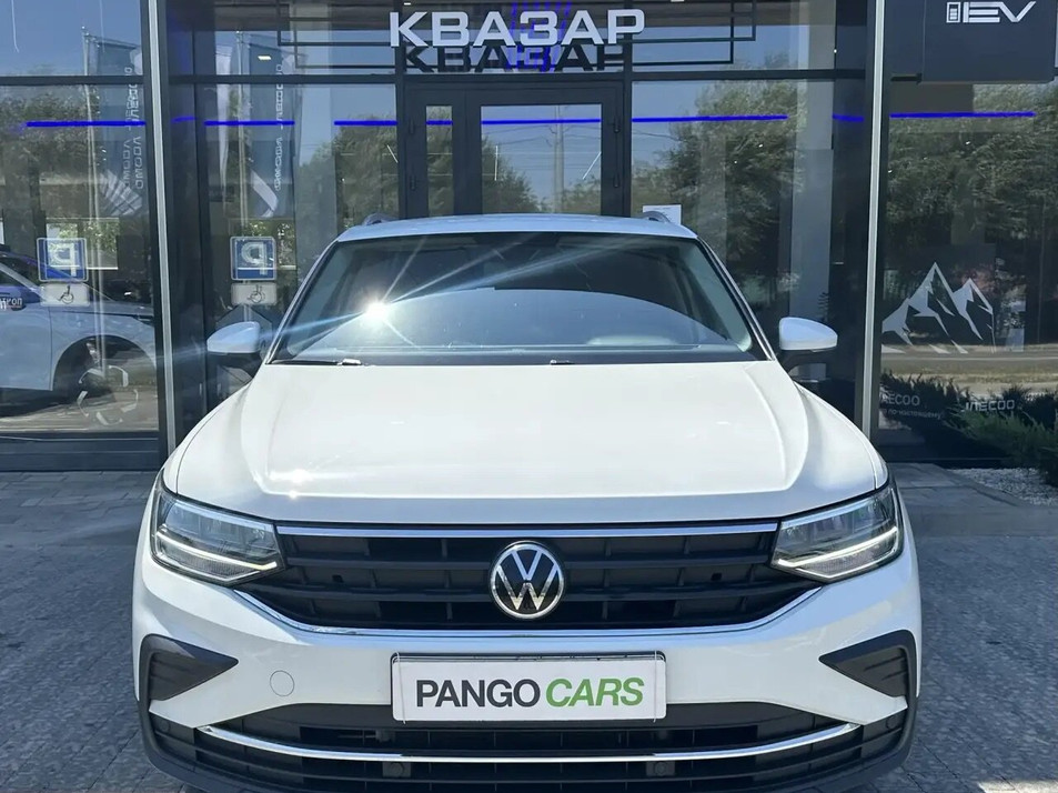 Автомобиль с пробегом Volkswagen Tiguan в городе Краснодар ДЦ - Квазар Краснодар Пробег