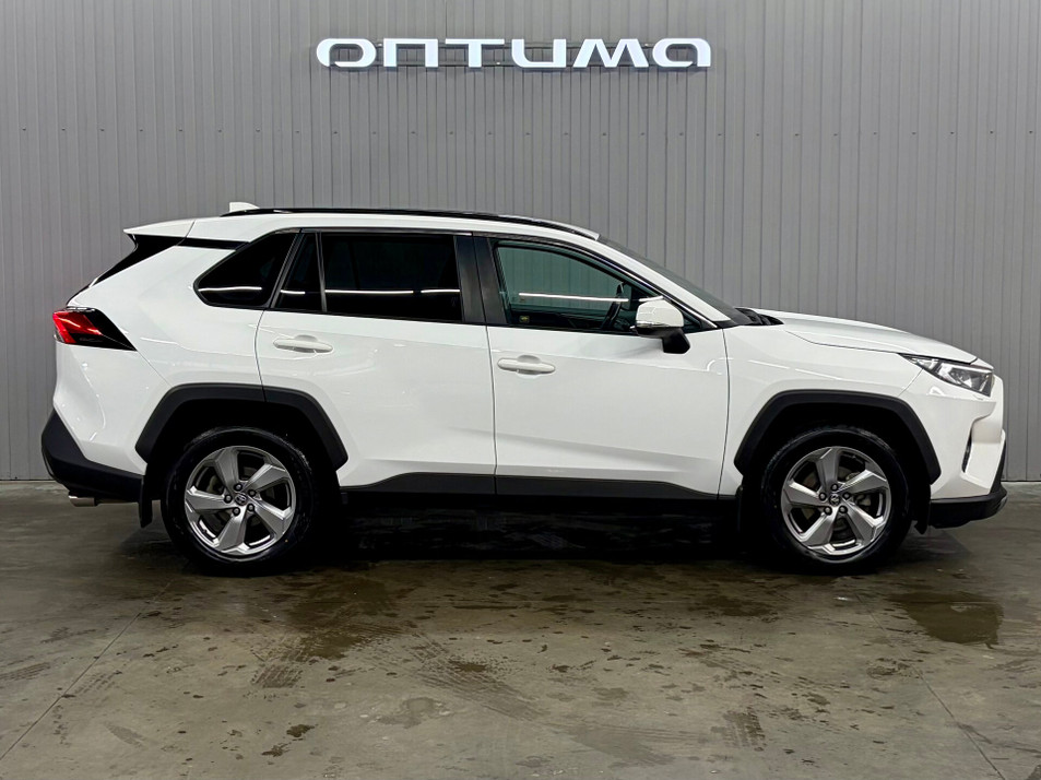 Автомобиль с пробегом Toyota RAV4 в городе Краснодар ДЦ - PANGO Центр Оптима Кубань