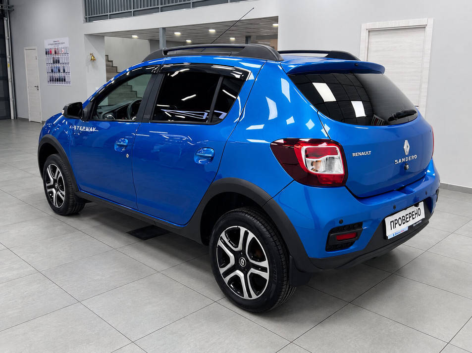 Автомобиль с пробегом Renault Sandero в городе Казань ДЦ - Диалог Авто Камалеева