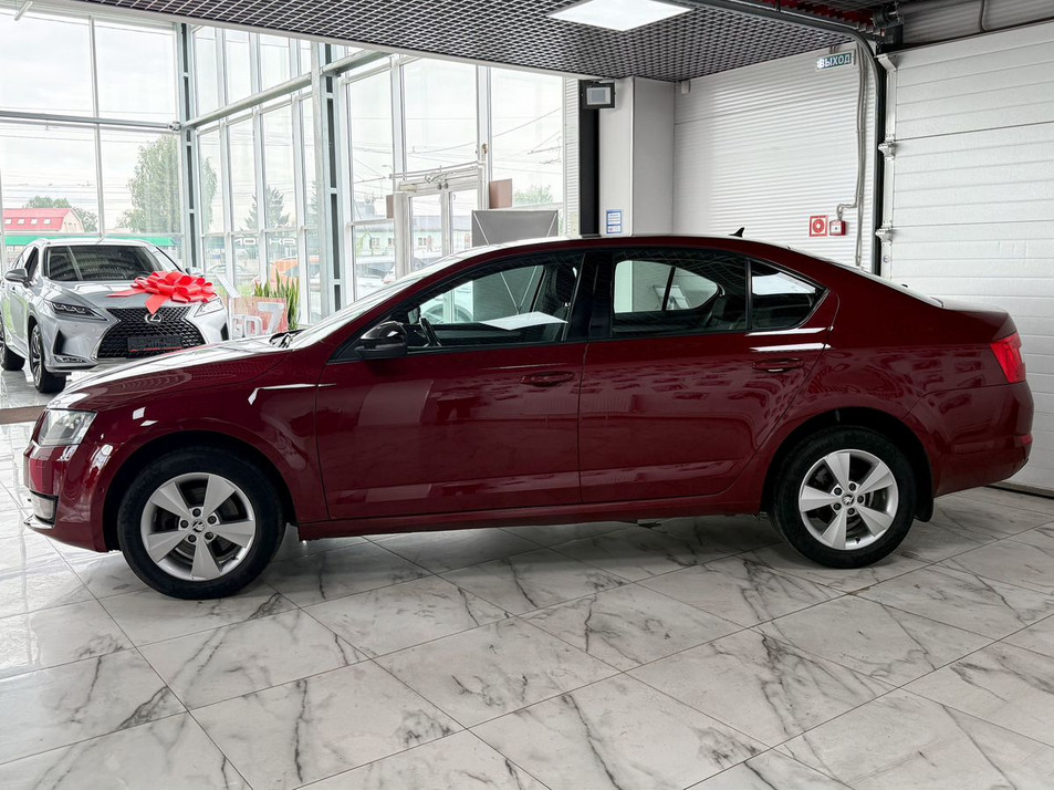 Автомобиль с пробегом SKODA Octavia в городе Ярославль ДЦ - PANGO Центр Автопарк