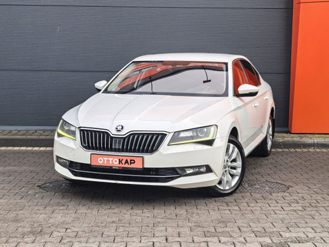 Автомобиль с пробегом SKODA Superb в городе Калининград ДЦ - ОТТОКАР